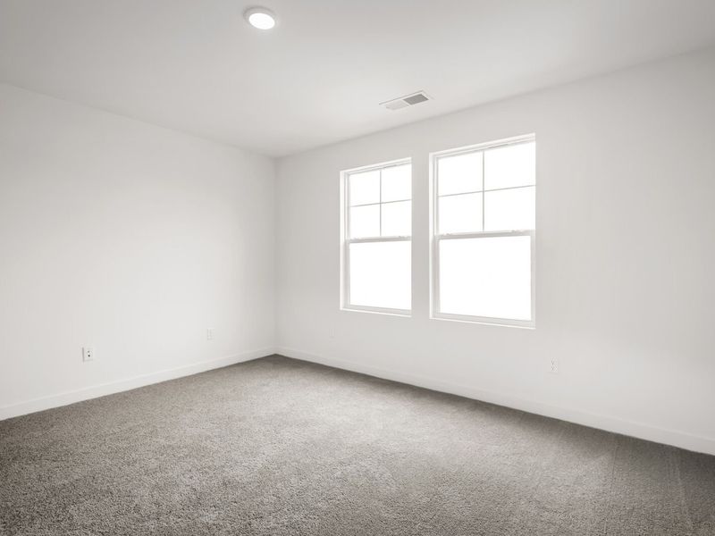 Spacious, unfurnished interior of a new home in Calista Farms, White House (Image 34).