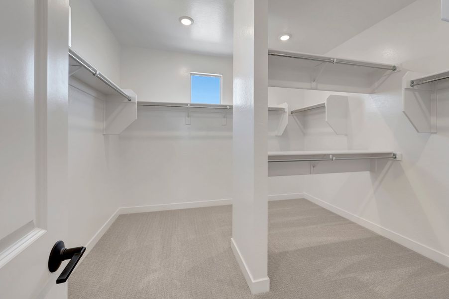 Spacious, unfurnished interior of a new home in Soleo, San Tan Valley (Image 36).