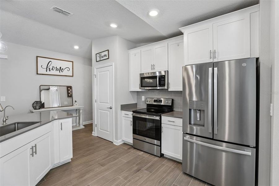 Furnished interior view inside a new home in Bridgewalk, St. Cloud (Image 5).