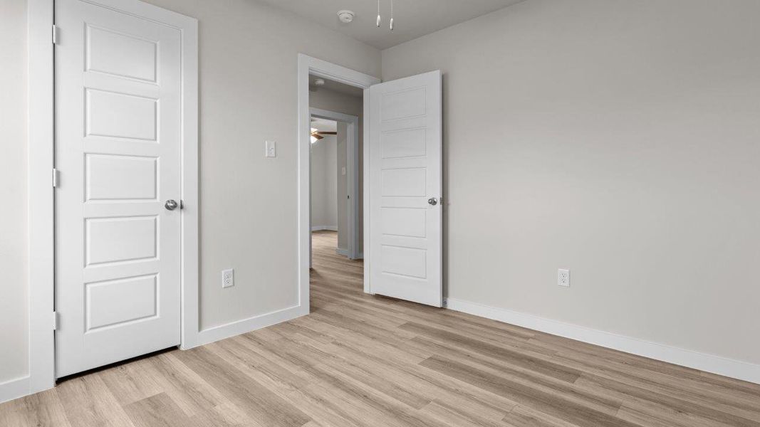 Spacious, unfurnished interior of a new home in Heritage Parks, Abilene (Image 14).