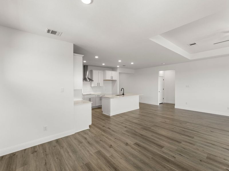 Spacious, unfurnished interior of a new home in Mercer Meadows, Royse City (Image 21).