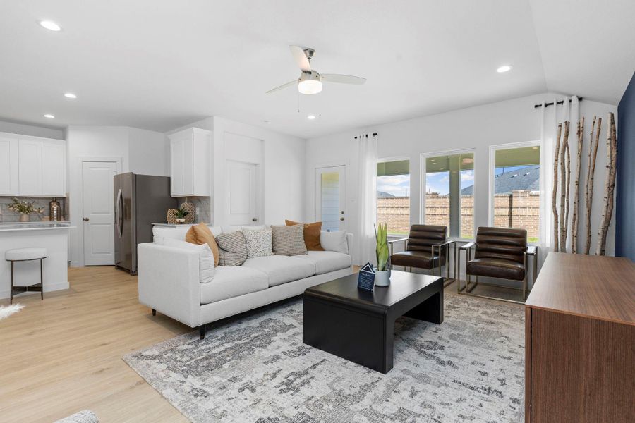 Furnished interior view inside a new home in Blue Heron Estates, Beasley (Image 5).