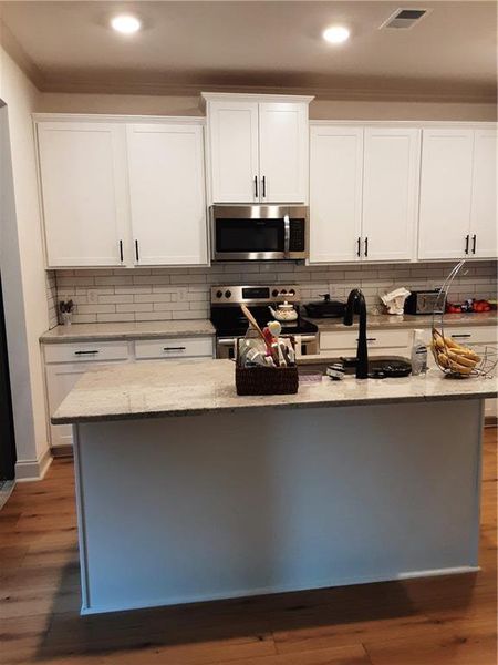 Furnished interior view inside a new home in , Statham (Image 14).