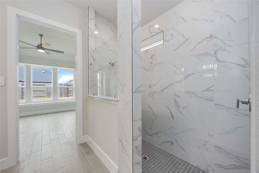 Spacious, unfurnished interior of a new home in Sunterra, Katy (Image 12). Spacious, unfurnished interior of a new home in Sunterra, Katy (Image 12).