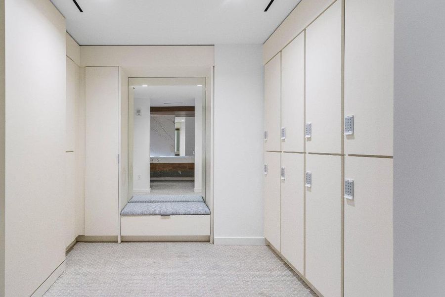 070-220SoutheastMiznerBoulevard-BocaRato