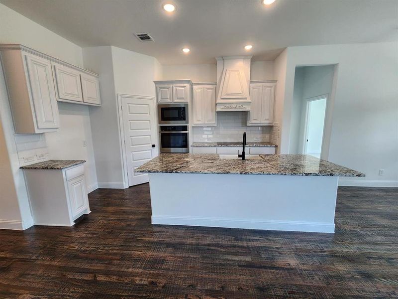 Furnished interior view inside a new home in Pecan Grove, Whitesboro (Image 3). Furnished interior view inside a new home in Pecan Grove, Whitesboro (Image 3).