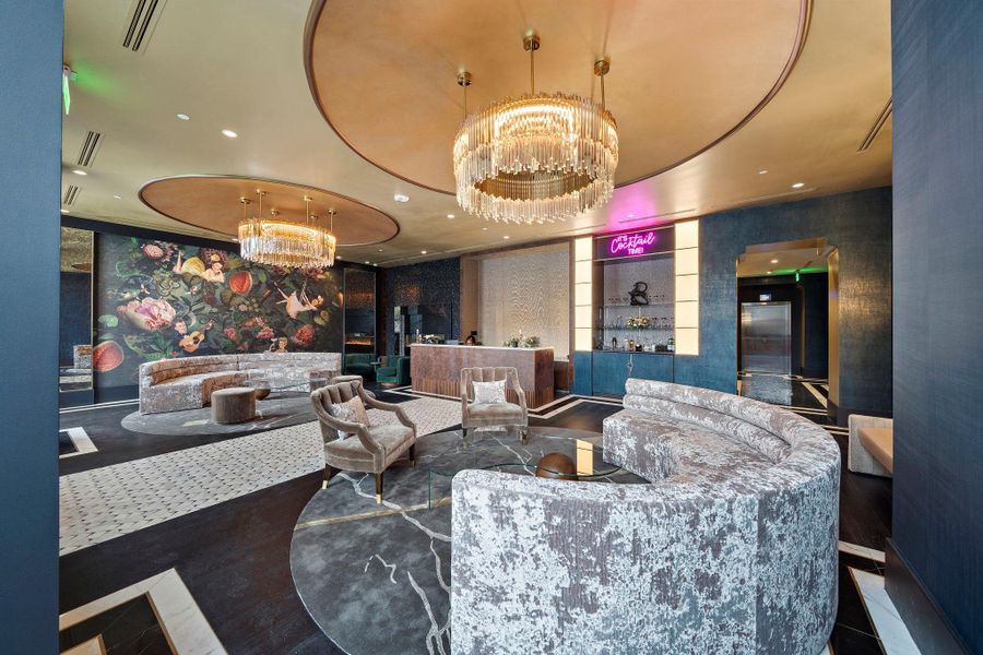 Lobby at London House provides friendly concierge ready to assist concierge service. Lobby at London House provides friendly concierge ready to assist concierge service.