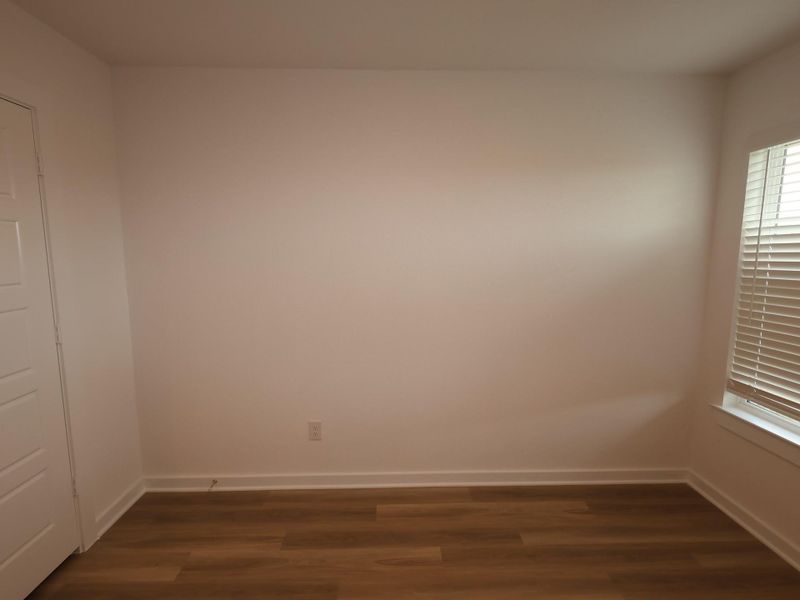 Spacious, unfurnished interior of a new home in Summerview, Fulshear (Image 18).