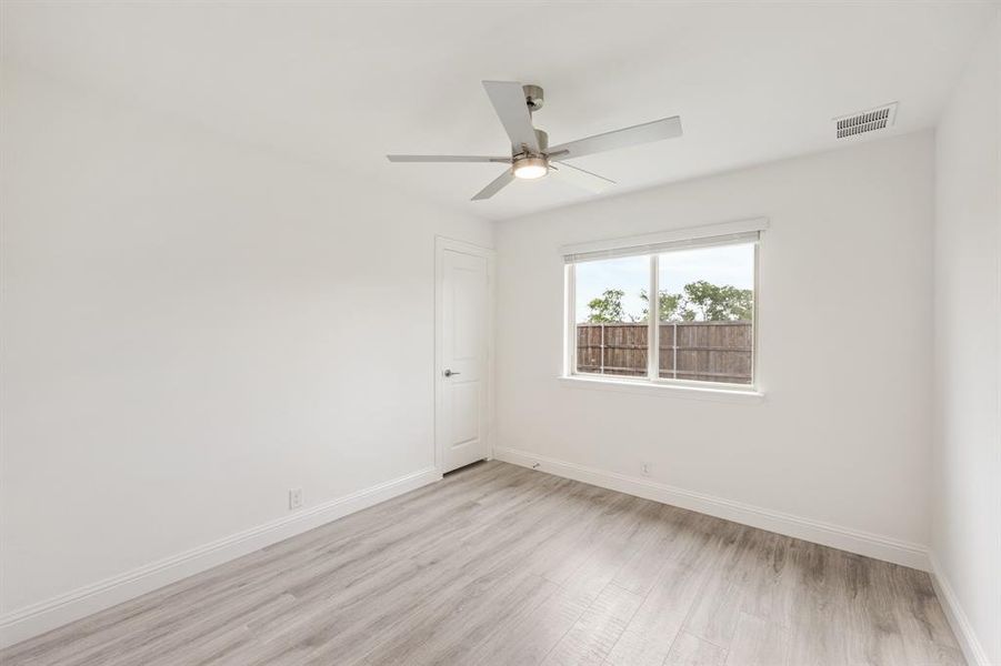 Spacious, unfurnished interior of a new home in Ridge Ranch, Mesquite (Image 17). Spacious, unfurnished interior of a new home in Ridge Ranch, Mesquite (Image 17).