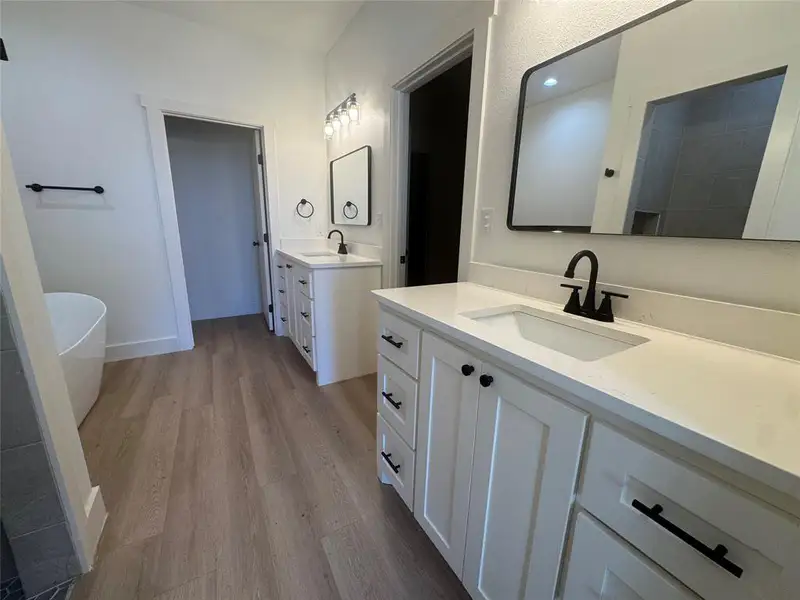 Furnished interior view inside a new home in , Tuscola (Image 5).