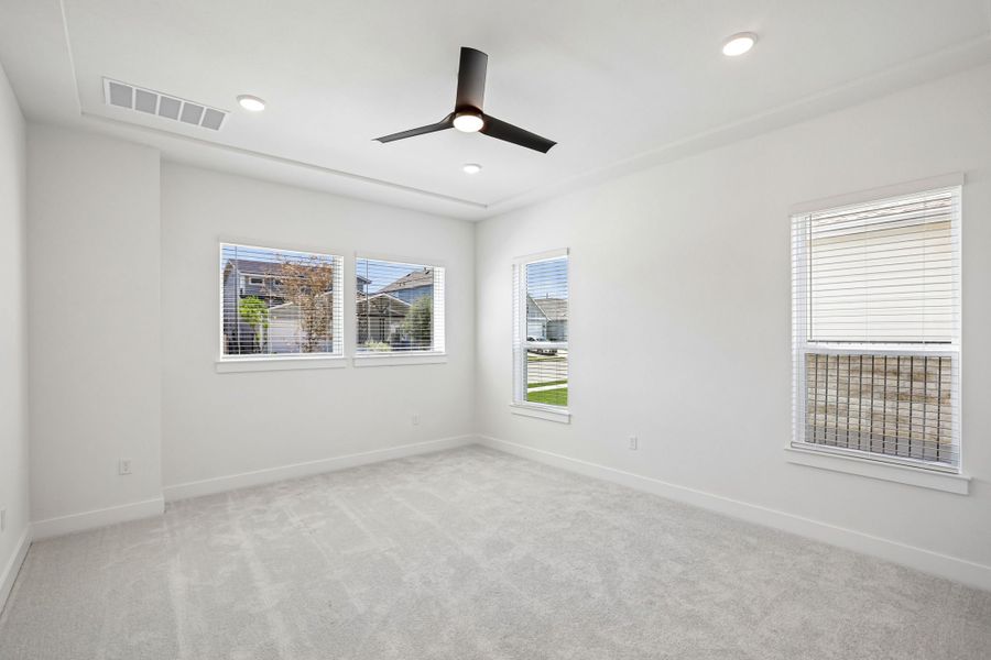 Representative unfurnished interior of a home built from the Denali by Pacesetter Homes in Easton Park, Austin (Image 32).