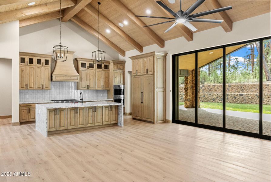 Kitchen / Living Kitchen / Living