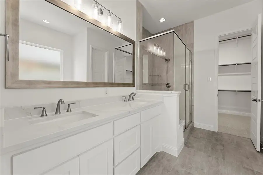 017. 1805 Gem - Bath (2)