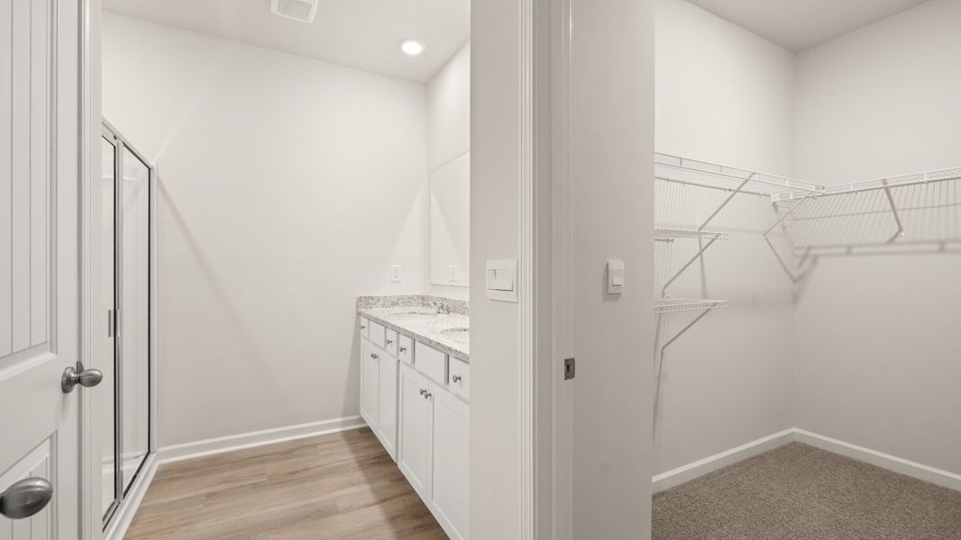 Representative unfurnished interior of a home built from the Elle by D.R. Horton in Fairhaven, Lithia Springs (Image 24).