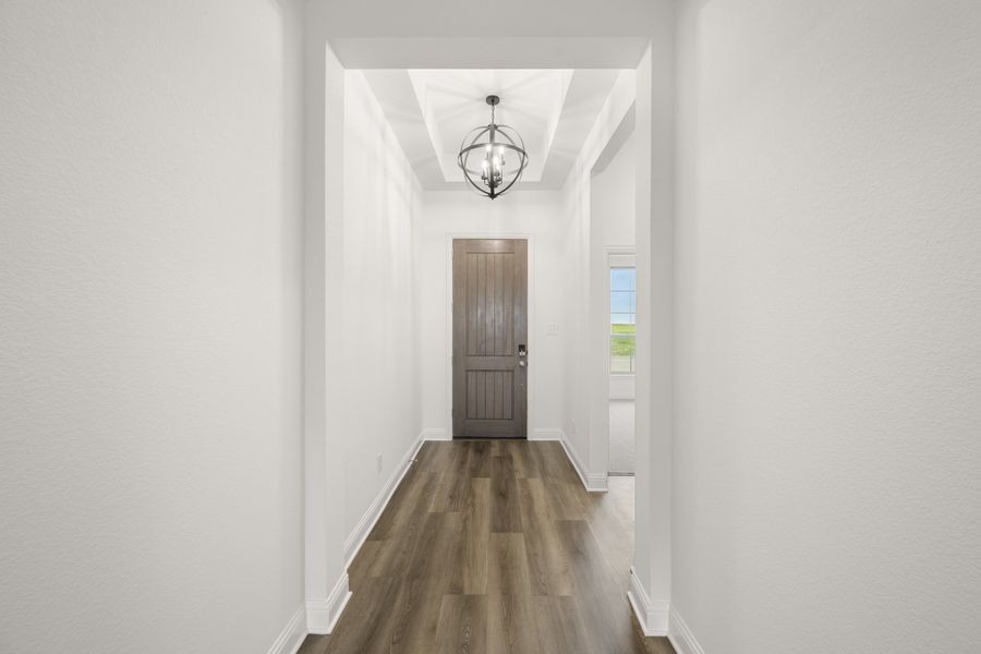 Spacious, unfurnished interior of a new home in Vista Point, Grandview (Image 12).