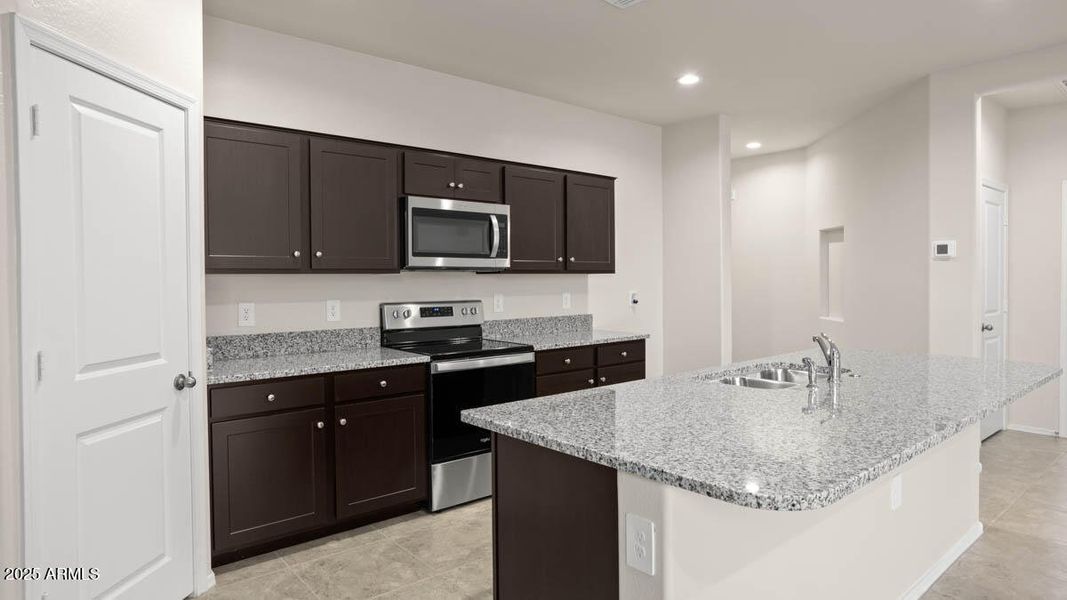 Mockingbird-Estrella Vista - 3530 - 3730