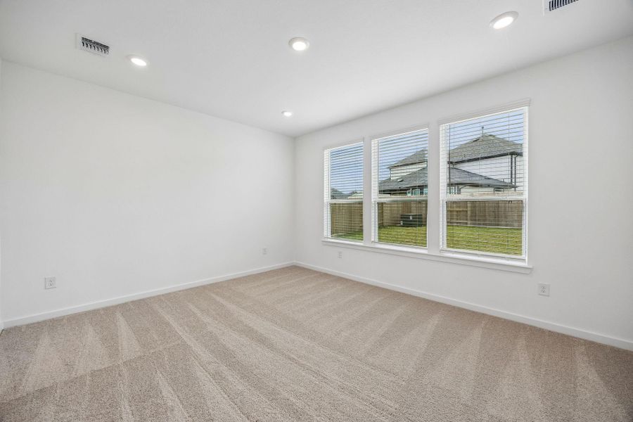 Spacious, unfurnished interior of a new home in Windcress, Cove (Image 20).