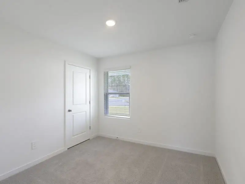 Spacious, unfurnished interior of a new home in Kings Preserve, Jacksonville (Image 10). Spacious, unfurnished interior of a new home in Kings Preserve, Jacksonville (Image 10).