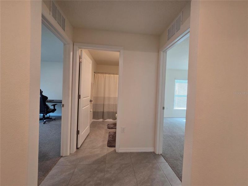Spacious, unfurnished interior of a new home in Hernando County Spot Lots, Spring Hill (Image 21).