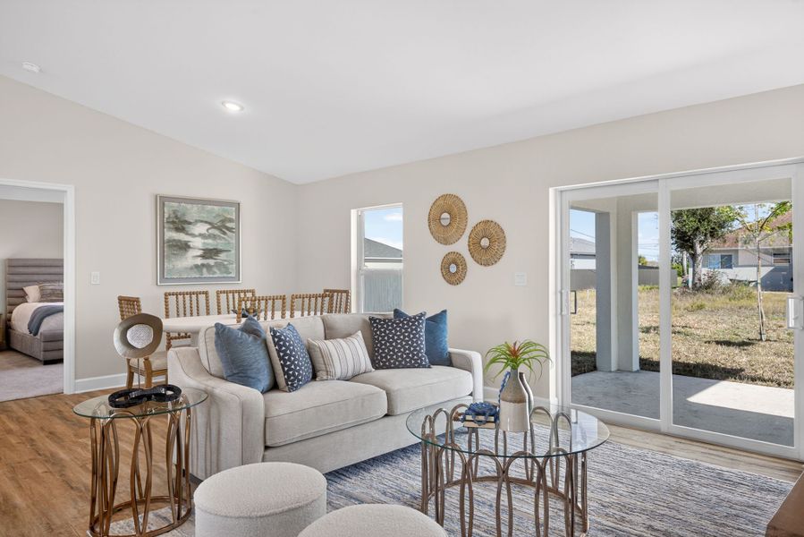 Representative furnished interior of a home built from the The Seabreeze Cove by Sunlife Homes LLC in Cape Coral, Cape Coral (Image 7).