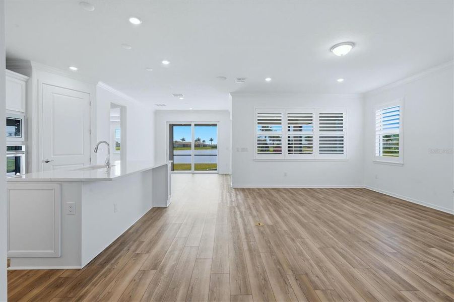 Spacious, unfurnished interior of a new home in , Parrish (Image 17).