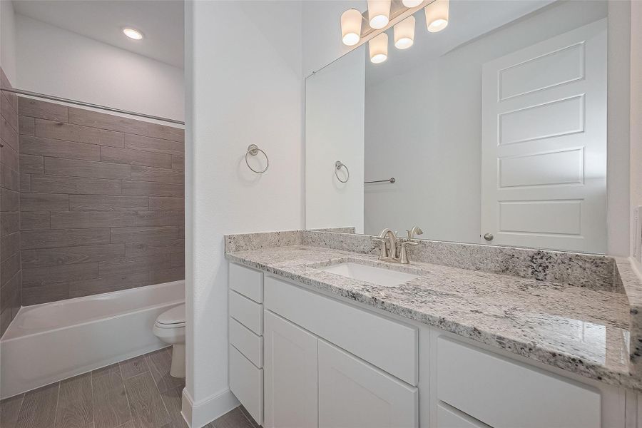 Furnished interior view inside a new home in Lago Mar, La Marque (Image 5).