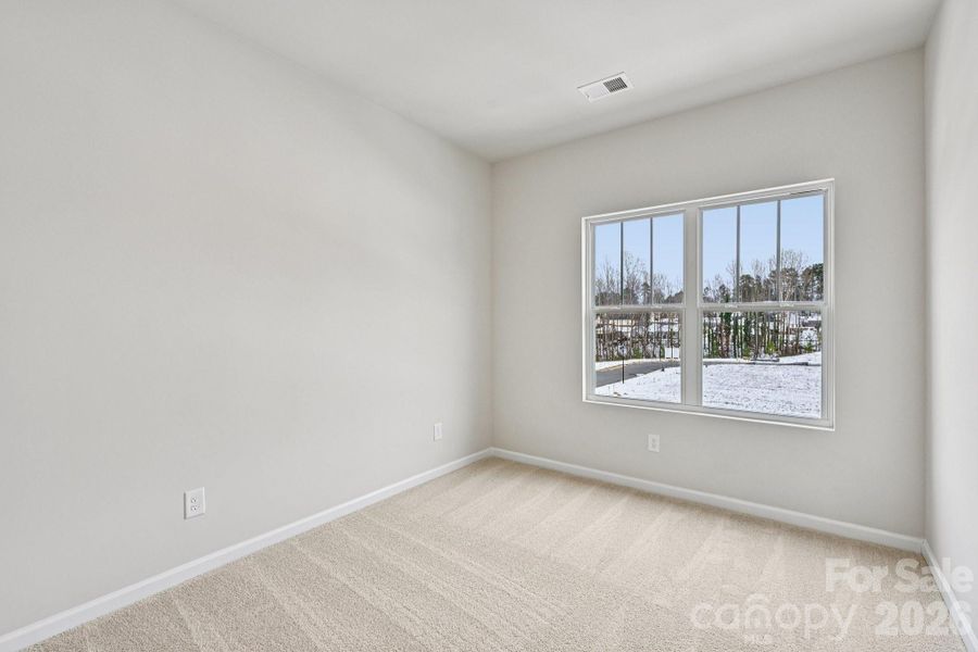 Spacious, unfurnished interior of a new home in Ruby Dixon Crossing, Gastonia (Image 34).