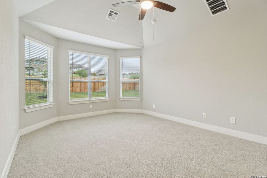 Spacious, unfurnished interior of a new home in Sagebrooke - Classic Series, San Antonio (Image 36).