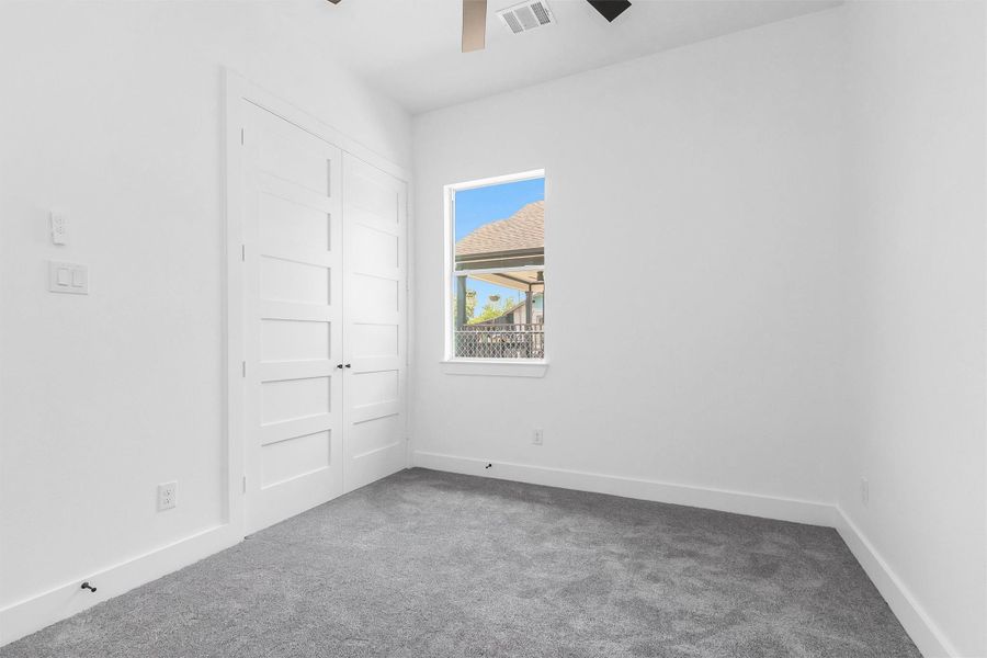 Spacious, unfurnished interior of a new home in , Houston (Image 37).