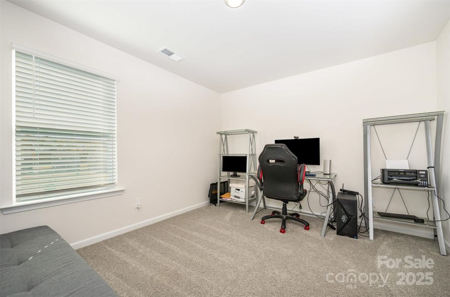 Furnished interior view inside a new home in Fergus Crossing, York (Image 10).