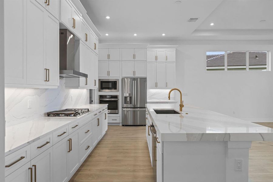 Image 43 of a home in Cove Royale.