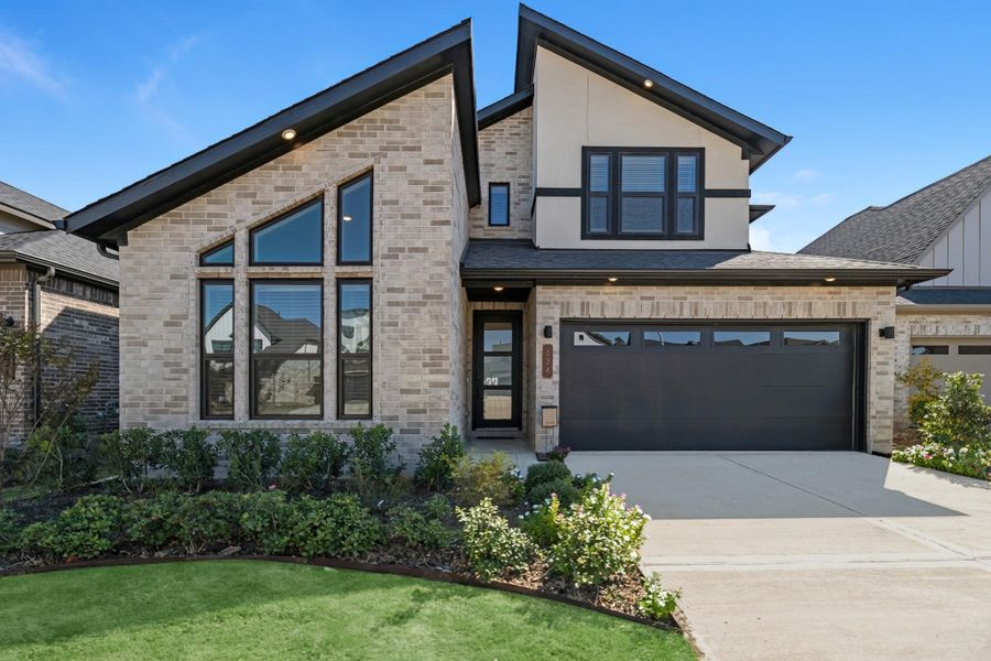 Exterior details and patio area of a home in Audubon, Magnolia (Image 2).