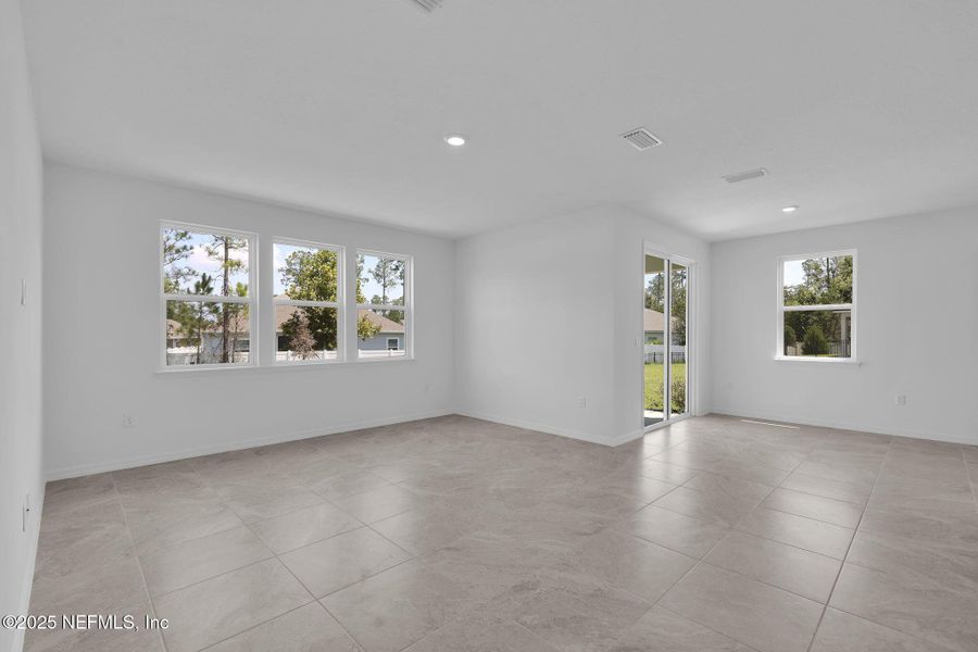 Spacious, unfurnished interior of a new home in Hyland Trail, Green Cove Springs (Image 14). Spacious, unfurnished interior of a new home in Hyland Trail, Green Cove Springs (Image 14).
