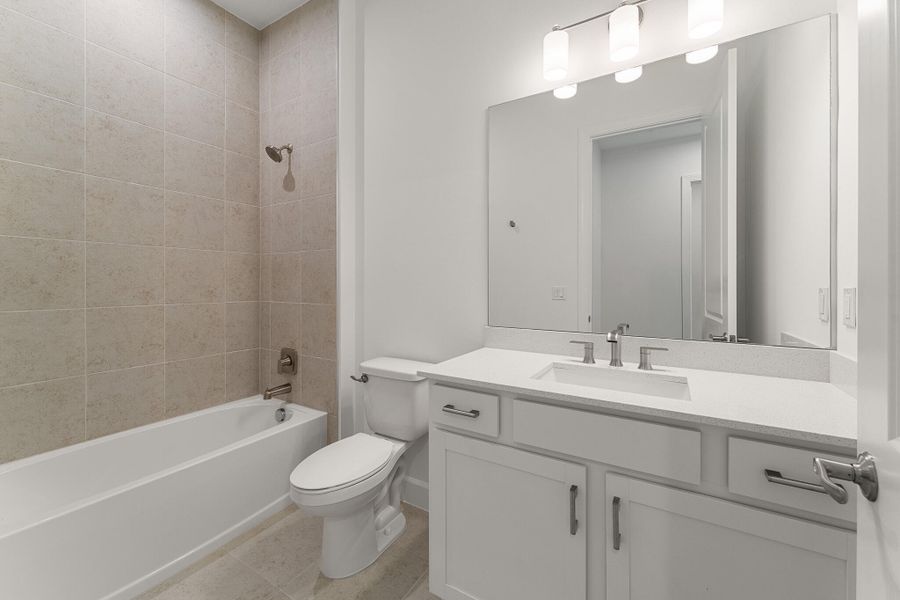 US_SEF_MERIDIAN_LOT 62_BATH 3