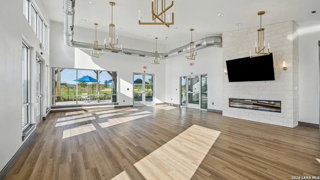 Spacious, unfurnished interior of a new home in Avenida, Converse (Image 18). Spacious, unfurnished interior of a new home in Avenida, Converse (Image 18).