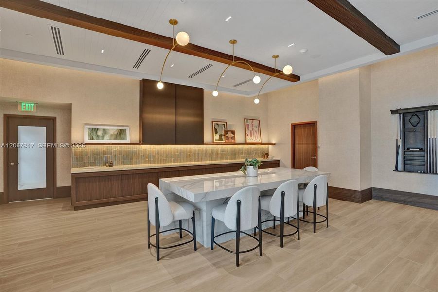 Community amenities in , North Miami (Image 37).