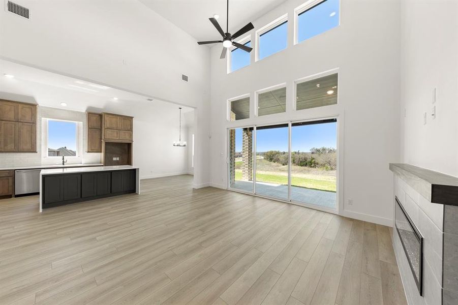 08. 9812 Aiken - Family (2)