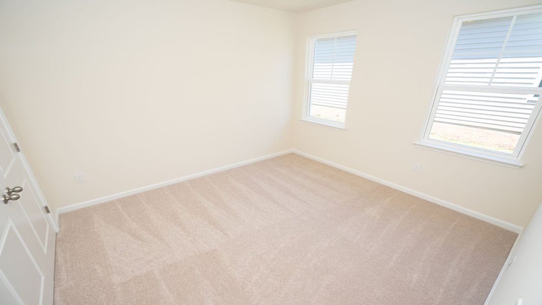 Representative unfurnished interior of a home built from the EATON by D.R. Horton in Waterbridge, Myrtle Beach (Image 21).