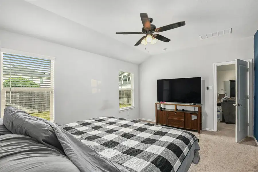 Furnished interior view inside a new home in , Fort Worth (Image 4).