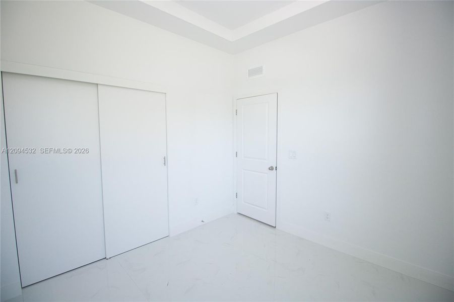 Spacious, unfurnished interior of a new home in , Lehigh Acres (Image 36).