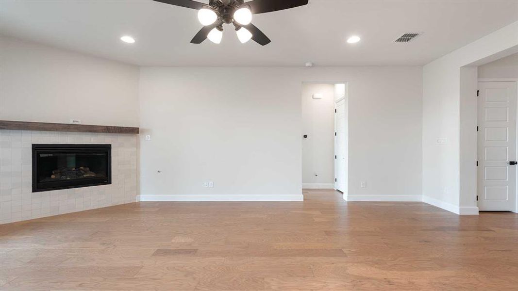 Spacious, unfurnished interior of a new home in North Sky, Celina (Image 16). Spacious, unfurnished interior of a new home in North Sky, Celina (Image 16).