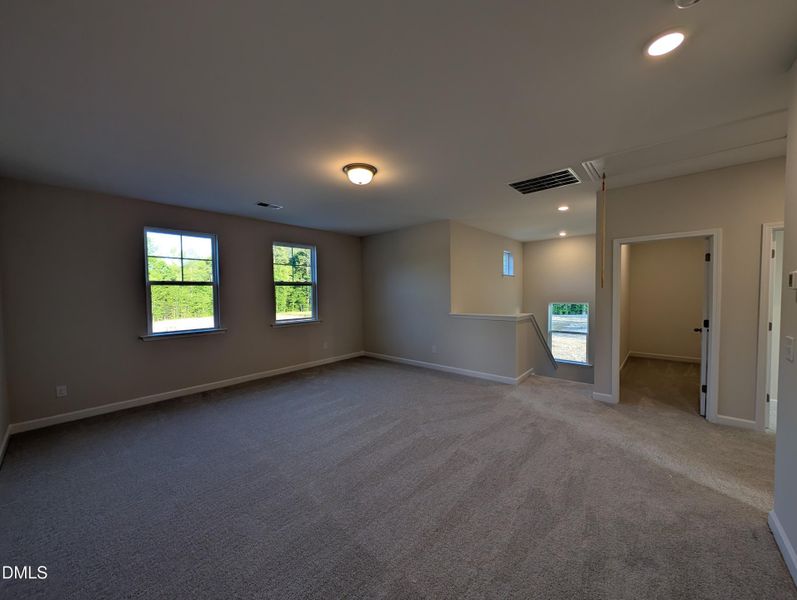 PXL_20260421_225605164.MP