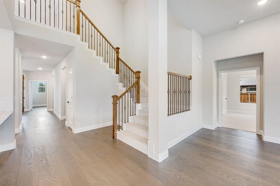 Spacious, unfurnished interior of a new home in Liberty, Melissa (Image 20).