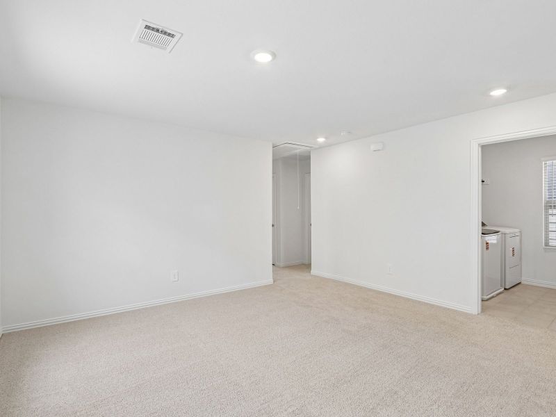 Spacious, unfurnished interior of a new home in Oak Ridge Park, Corinth (Image 16). Spacious, unfurnished interior of a new home in Oak Ridge Park, Corinth (Image 16).