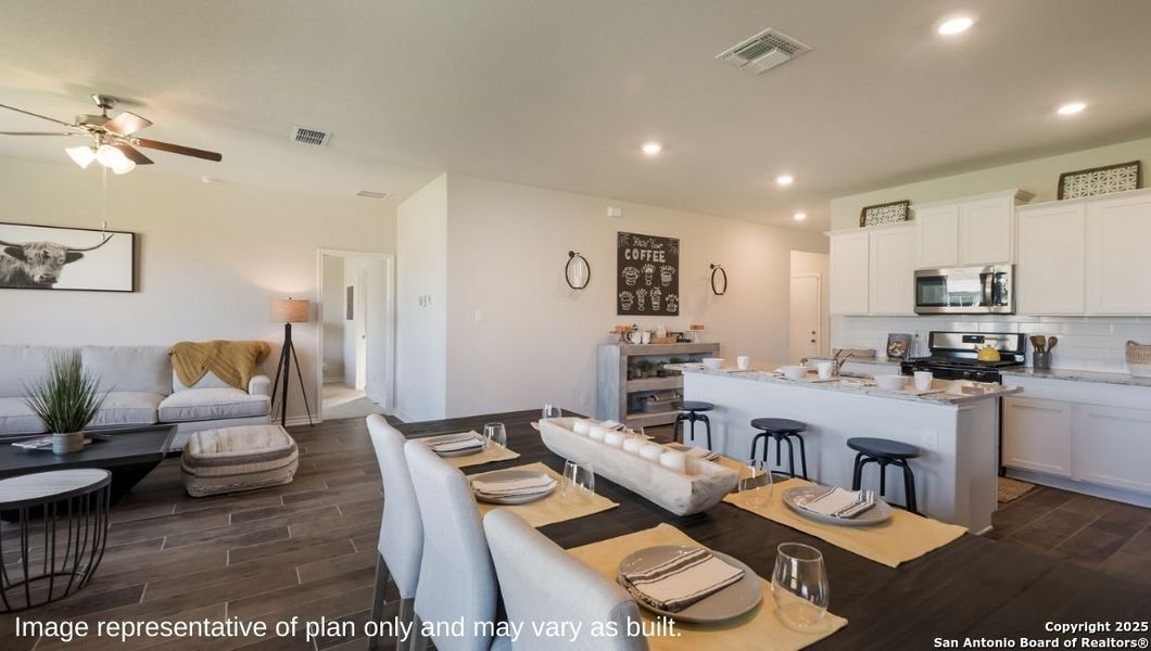 Furnished interior view inside a new home in Brookstone Creek, San Antonio (Image 13). Furnished interior view inside a new home in Brookstone Creek, San Antonio (Image 13).
