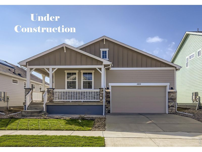 Image 18 of a home in Country Club Reserve.