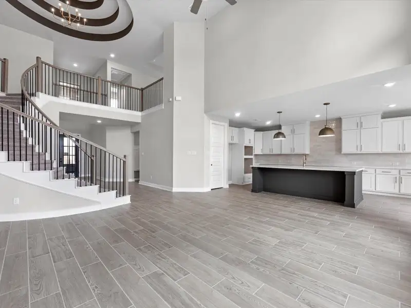 Representative image. Features, specifications, selections and colors may vary. Representative image. Features, specifications, selections and colors may vary.