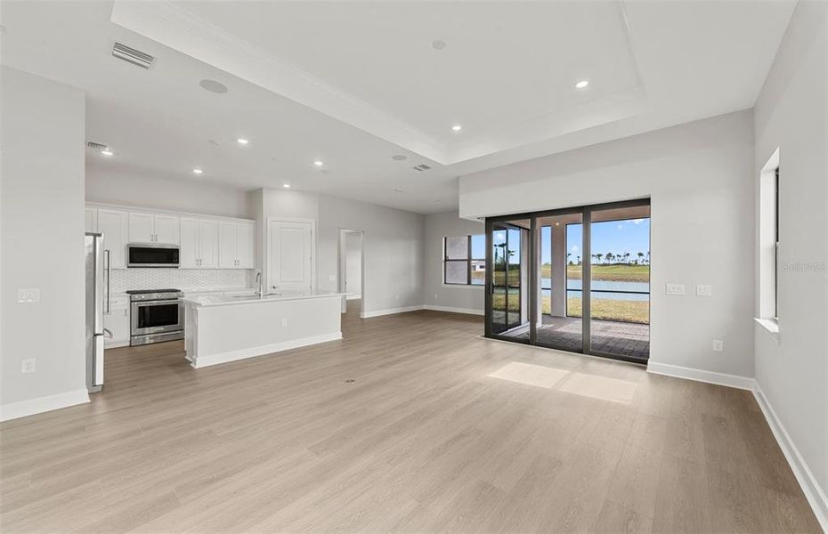 Spacious, unfurnished interior of a new home in Del Webb Catalina, Lakewood Ranch (Image 16).