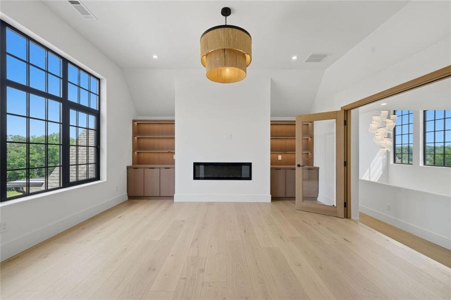 Spacious, unfurnished interior of a new home in , Canton (Image 70).