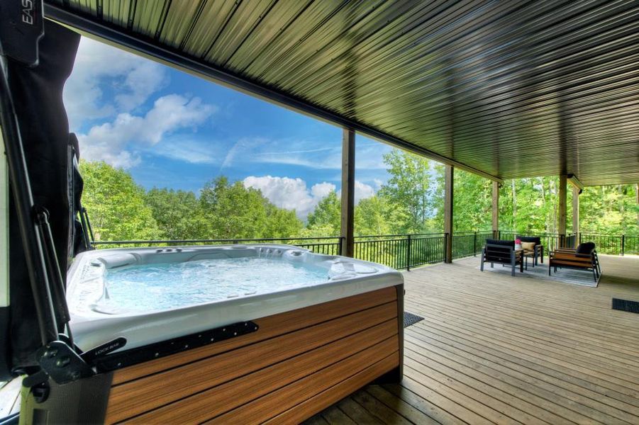 Exterior details and patio area of a home in , Blue Ridge (Image 25).